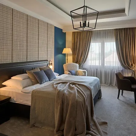 Hotell Andrassy Kuria & Tarcal