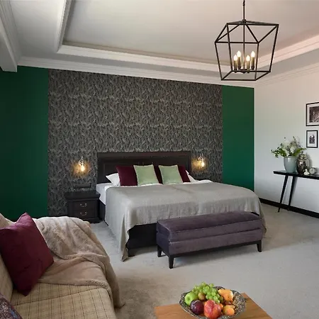 Andrassy Kuria & 5* Тарцаль