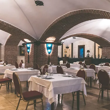 Andrassy Kuria & Hotel