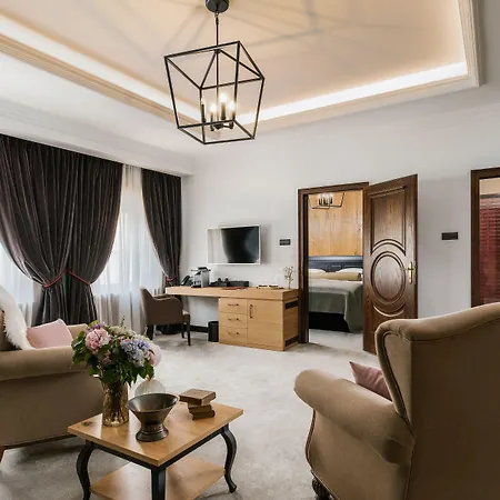 Andrassy Kuria & Tarcal