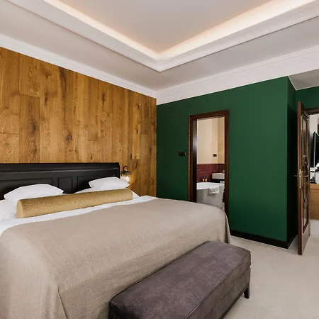 Hotel Andrassy Kuria & 5*