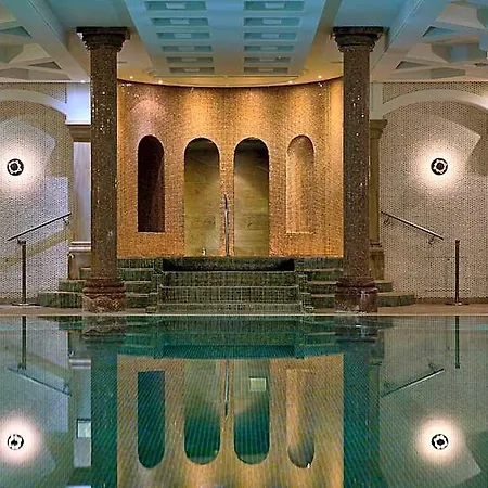 Andrassy Kuria & Hotell 5*