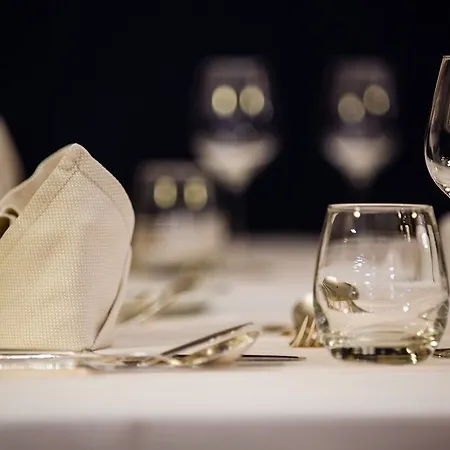 Hotell Andrassy Kuria & Tarcal