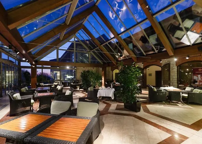 Hotell Andrassy Kuria & Tarcal